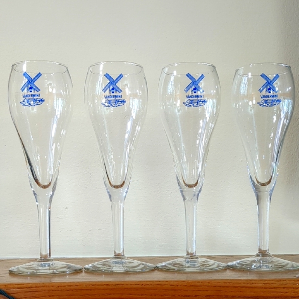 Vandermint branded wine glasses